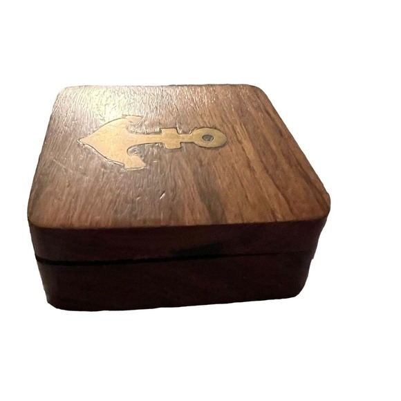 Compass in wooden folding box 2.5”x2.5”Nautical Anchor On Cover Made In India - Picture 6 of 9